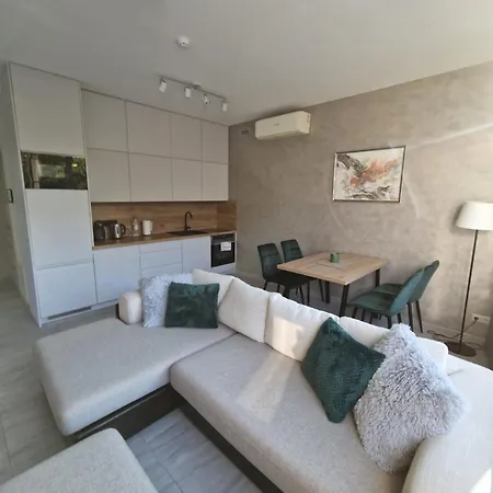 Meiles Alejos Apartamentai Daire Palanga